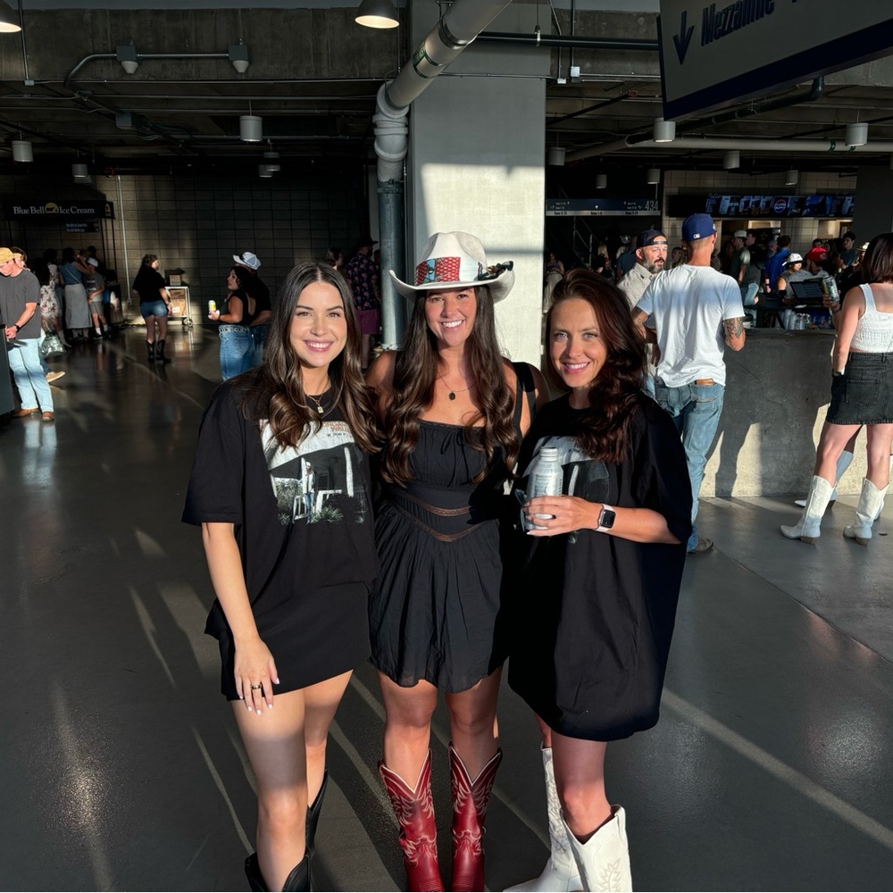 Abercrombie & Fitch Lace-Pointed Skort